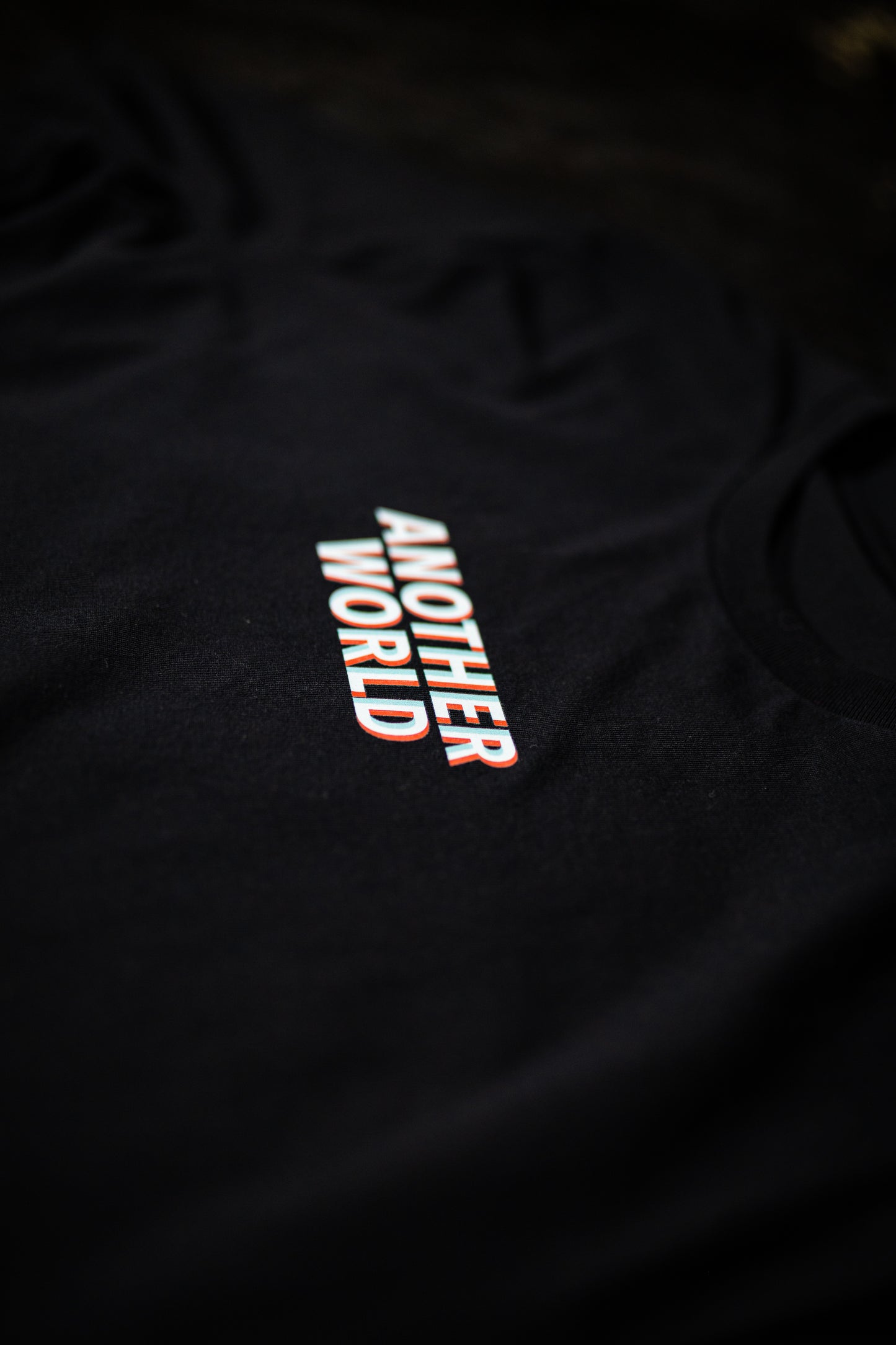 T-SHIRT BLACK