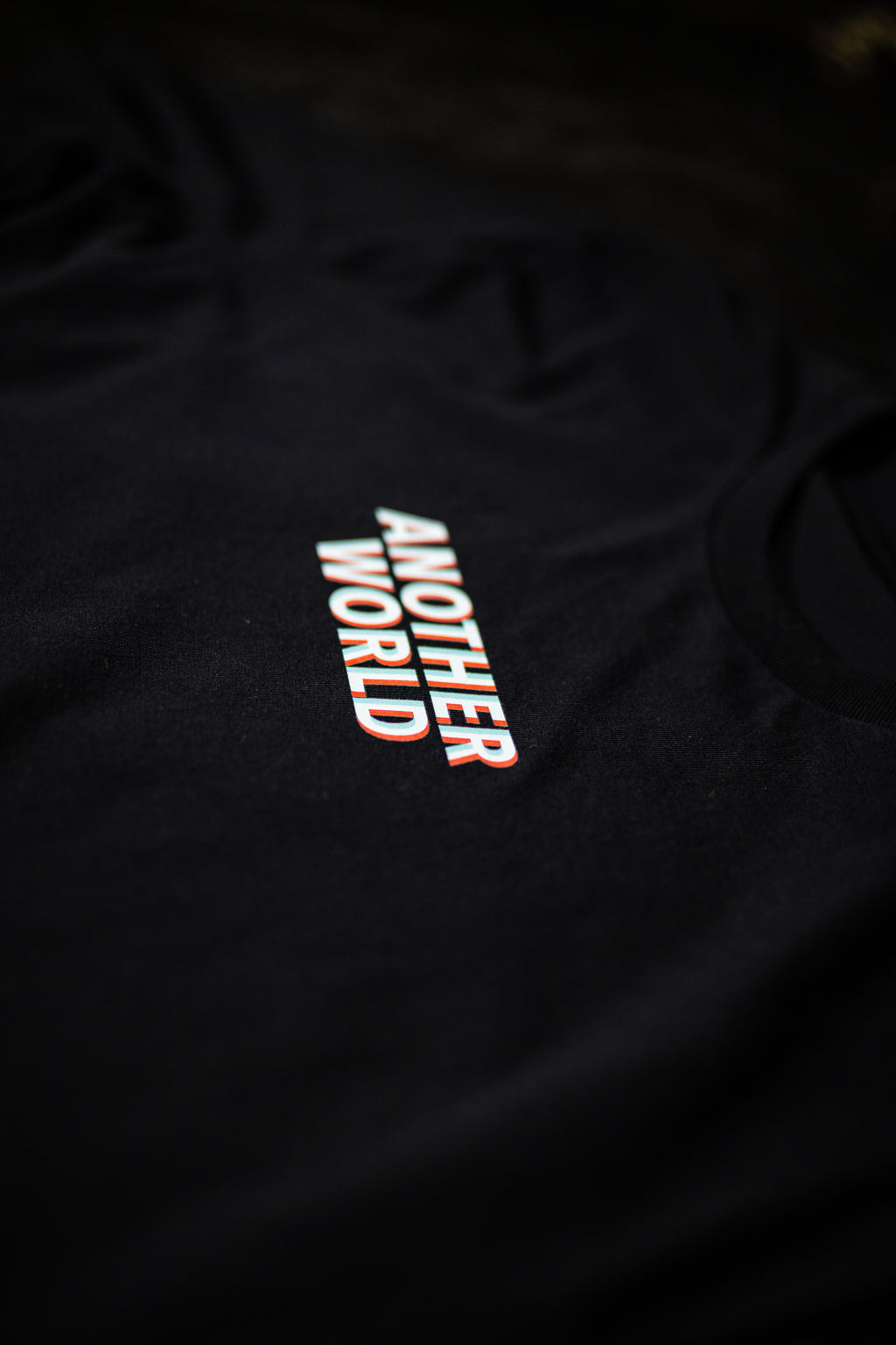 T-SHIRT BLACK